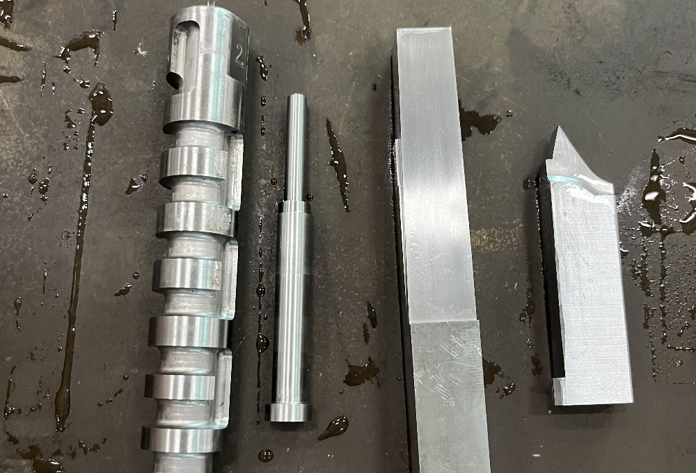 模具清洗前后對比